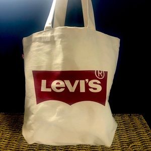 Levi’s white tote bag New